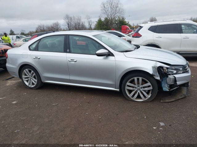 Продаж на аукціоні авто 2019 Volkswagen Passat 2.0t Wolfsburg Edition, vin: 1VWLA7A34KC001923, номер лоту: 44667011