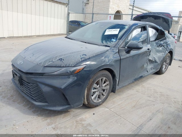 Toyota CAMRY LE 2026 4T1DAACK5TU214346 Image 2