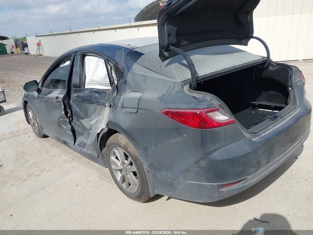 Toyota CAMRY LE 2026 4T1DAACK5TU214346 Image 3