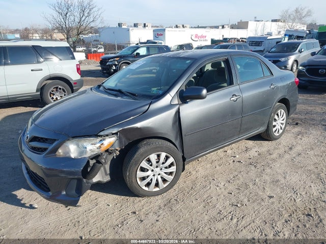 44667023 :رقم المزاد ، 2T1BU4EE4CC801579 vin ، 2012 Toyota Corolla Le مزاد بيع