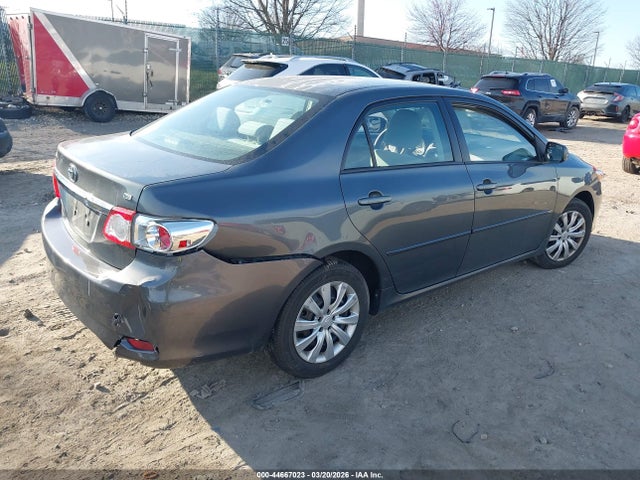 44667023 :رقم المزاد ، 2T1BU4EE4CC801579 vin ، 2012 Toyota Corolla Le مزاد بيع
