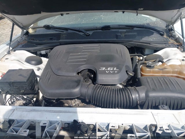 2018 Dodge Challenger Sxt მანქანა იყიდება აუქციონზე, vin: 2C3CDZAG7JH305403, აუქციონის ნომერი: 44667049
