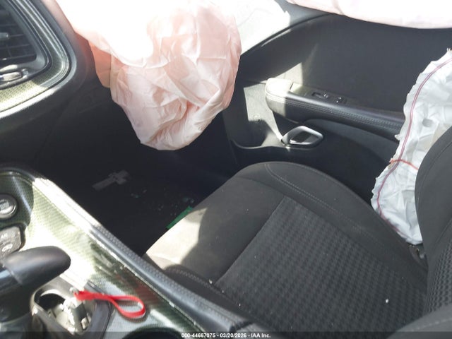 44667075 :رقم المزاد ، 2C3CDZAG6JH204563 vin ، 2018 Dodge Challenger Sxt مزاد بيع