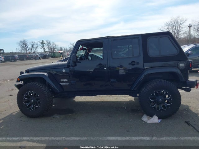 2010 Jeep Wrangler Unlimited Sahara მანქანა იყიდება აუქციონზე, vin: 1J4BA5H14AL220137, აუქციონის ნომერი: 44667108