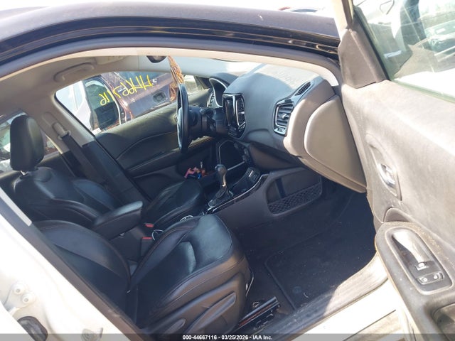 44667116 :رقم المزاد ، 3C4NJCCB6JT425227 vin ، 2018 Jeep Compass Limited Fwd مزاد بيع