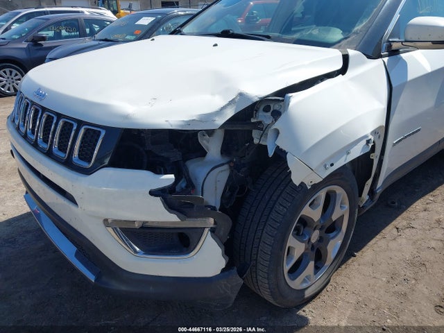 44667116 :رقم المزاد ، 3C4NJCCB6JT425227 vin ، 2018 Jeep Compass Limited Fwd مزاد بيع