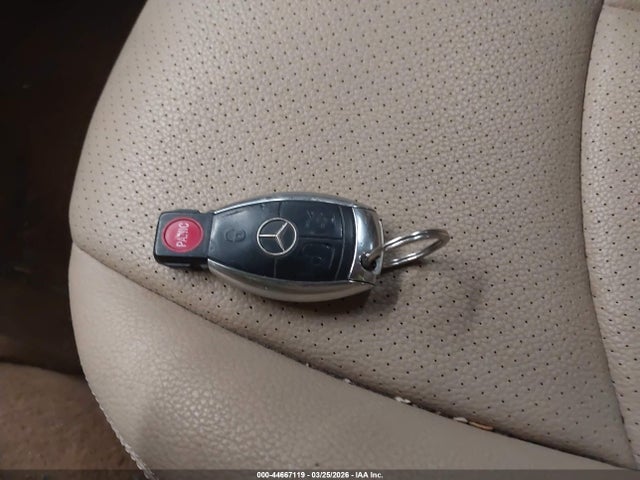 44667119 :رقم المزاد ، WDBUF87X88B359676 vin ، 2008 Mercedes-benz E 350 4matic مزاد بيع
