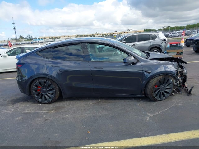 7SAYGDEF3RA257168 Tesla Model Y Performance Dual Motor All-wheel Drive