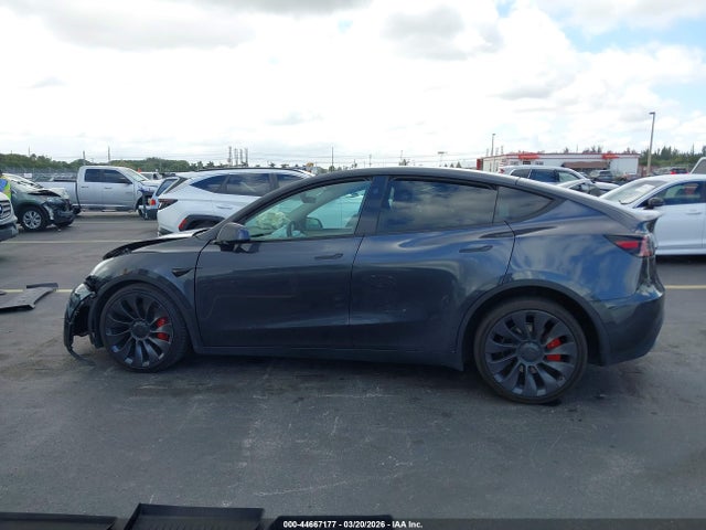 7SAYGDEF3RA257168 Tesla Model Y Performance Dual Motor All-wheel Drive