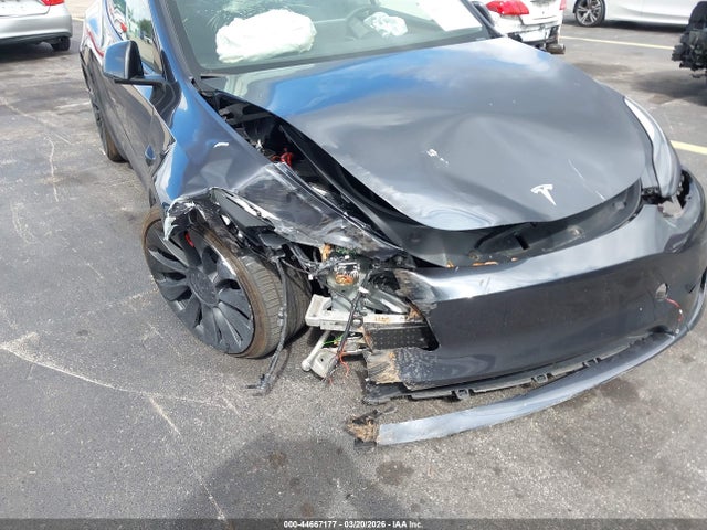 7SAYGDEF3RA257168 Tesla Model Y Performance Dual Motor All-wheel Drive