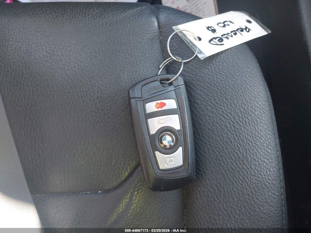 44667173 :رقم المزاد ، WBA8A3C57JA505180 vin ، 2018 Bmw 320i Xdrive مزاد بيع