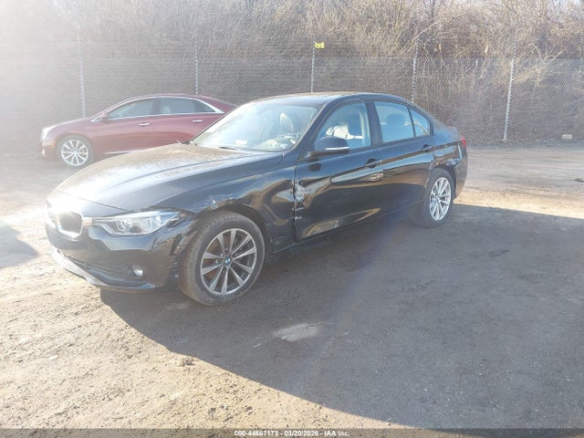 44667173 :رقم المزاد ، WBA8A3C57JA505180 vin ، 2018 Bmw 320i Xdrive مزاد بيع