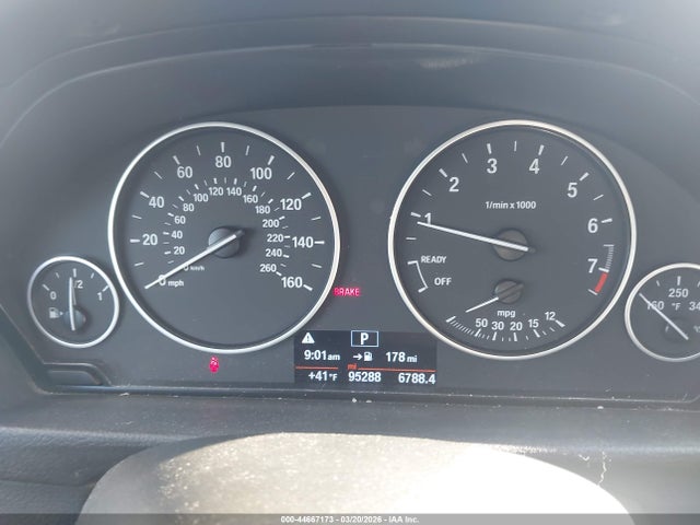 44667173 :رقم المزاد ، WBA8A3C57JA505180 vin ، 2018 Bmw 320i Xdrive مزاد بيع