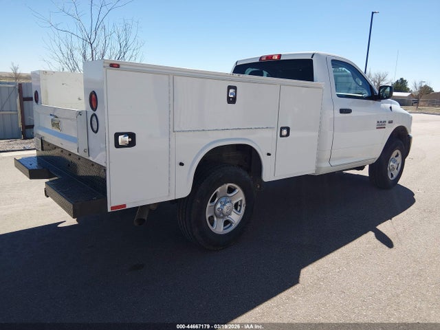3C7WR5AJ9JG284121 RAM 2500 Tradesman 4x4 8&#039; Box