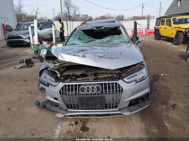 Продаж на аукціоні авто 2019 Audi A4 Allroad 45 Premium, vin: WA18NAF46KA103743, номер лоту: 44667199