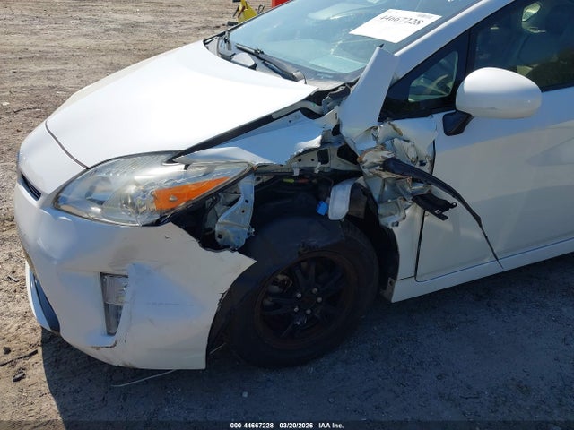 Продаж на аукціоні авто 2015 Toyota Prius Two, vin: JTDKN3DU3F0480553, номер лоту: 44667228