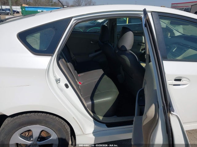 Продаж на аукціоні авто 2015 Toyota Prius Two, vin: JTDKN3DU3F0480553, номер лоту: 44667228