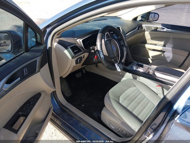 44667292 :رقم المزاد ، 3FA6P0T90KR238584 vin ، 2019 Ford Fusion Se مزاد بيع