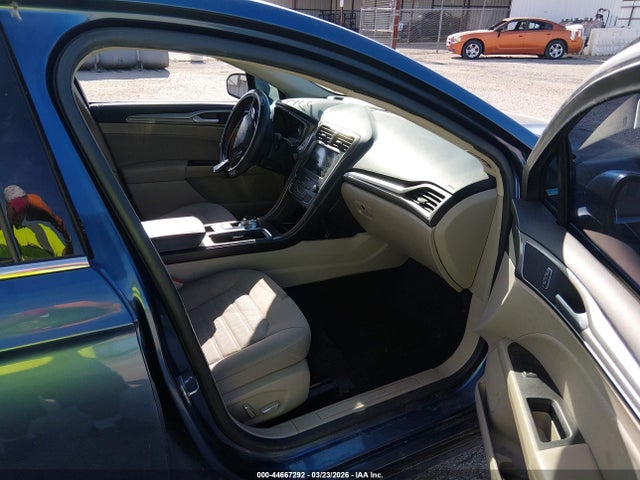 44667292 :رقم المزاد ، 3FA6P0T90KR238584 vin ، 2019 Ford Fusion Se مزاد بيع