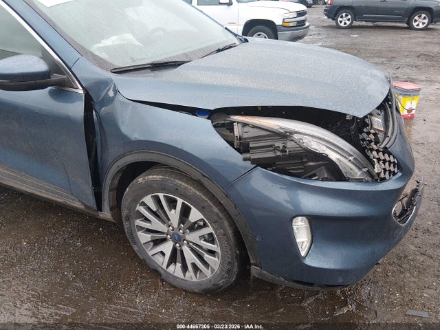 Ford Escape Titanium 2020 1FMCU9J96LUC18844 Image 17
