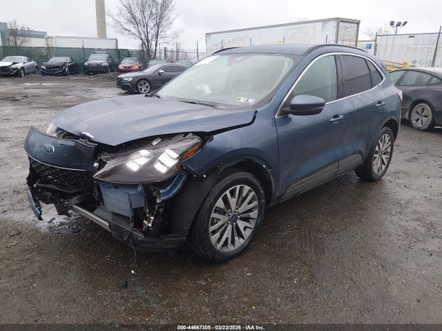 Ford Escape Titanium 2020 1FMCU9J96LUC18844 Image 2