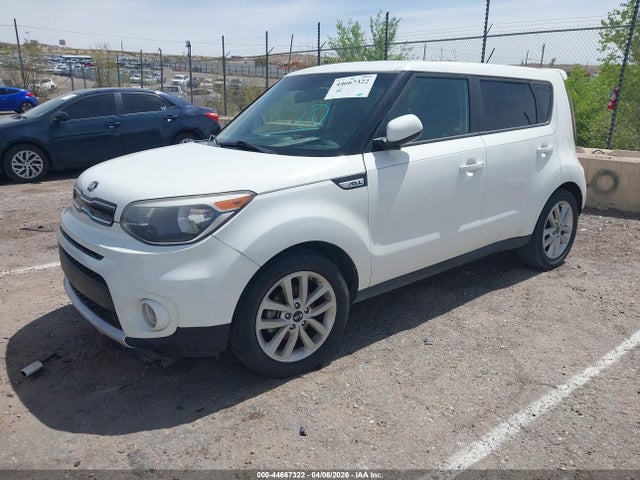Продаж на аукціоні авто 2018 Kia Soul +, vin: KNDJP3A55J7567065, номер лоту: 44667322