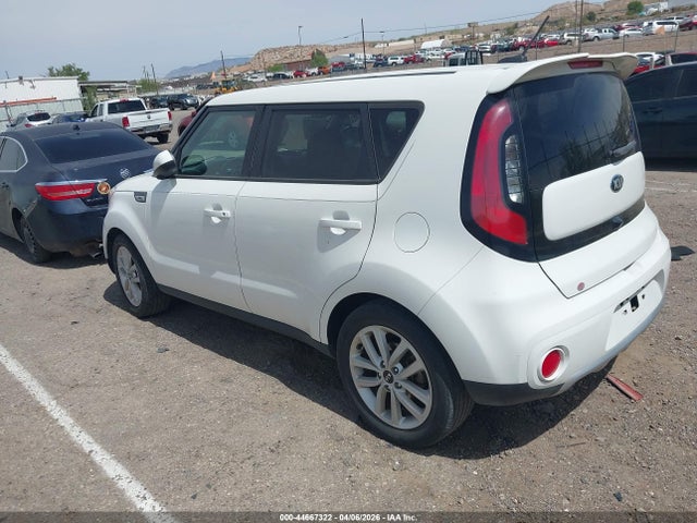 Продаж на аукціоні авто 2018 Kia Soul +, vin: KNDJP3A55J7567065, номер лоту: 44667322