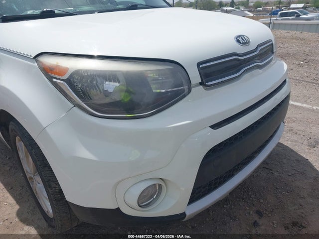 Продаж на аукціоні авто 2018 Kia Soul +, vin: KNDJP3A55J7567065, номер лоту: 44667322