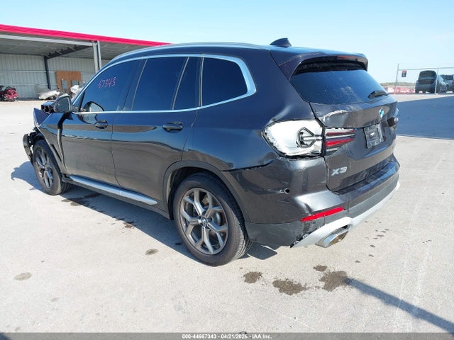 2023 BMW X3 5UX53DP01P9S04501 Photo 2