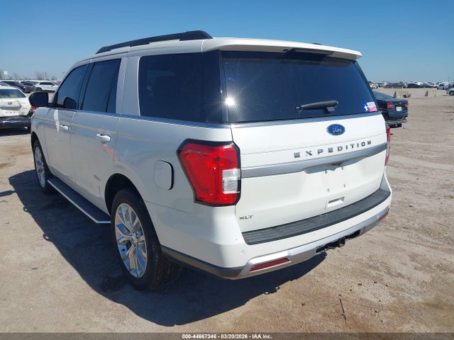 Продажа на аукционе авто 2022 Ford Expedition Xlt, vin: 1FMJU1JT6NEA08407, номер лота: 44667346
