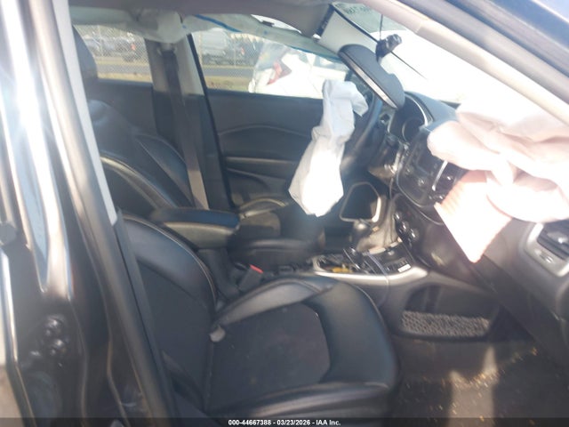 Продажа на аукционе авто 2018 Jeep Compass Latitude 4x4, vin: 3C4NJDBB7JT150300, номер лота: 44667388