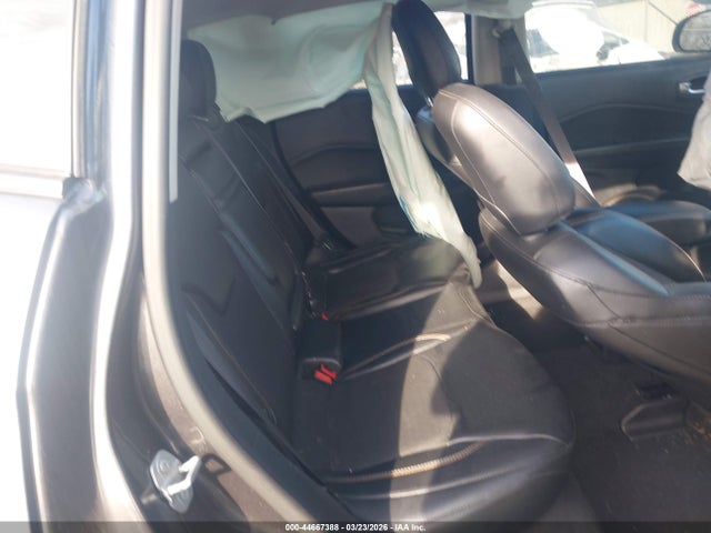 Продажа на аукционе авто 2018 Jeep Compass Latitude 4x4, vin: 3C4NJDBB7JT150300, номер лота: 44667388