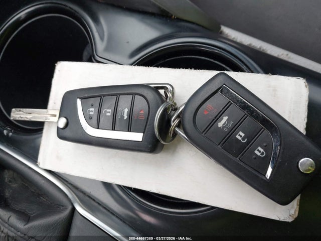 4T1B11HK4KU849069 Toyota CAMRY LE