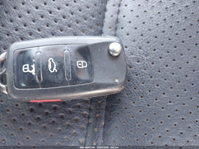 44667398 :رقم المزاد ، 1VWBH7A37DC099663 vin ، 2013 Volkswagen Passat 2.5l Se مزاد بيع