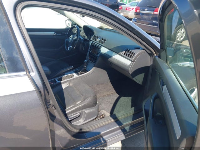 44667398 :رقم المزاد ، 1VWBH7A37DC099663 vin ، 2013 Volkswagen Passat 2.5l Se مزاد بيع