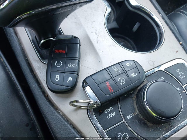 44667406 :رقم المزاد ، 1C4RJFCG6FC694586 vin ، 2015 Jeep Grand Cherokee Overland مزاد بيع