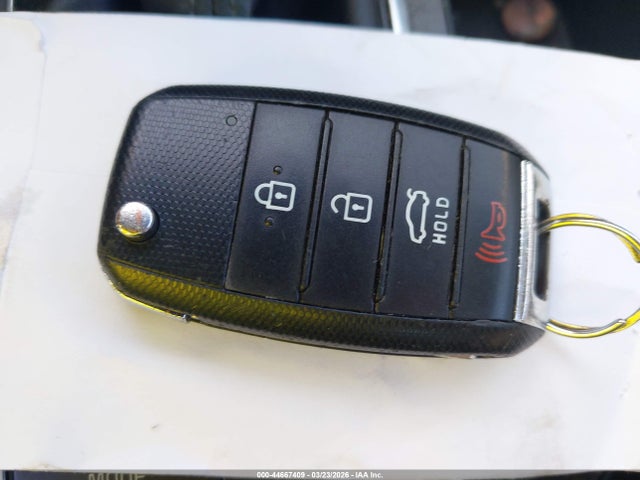 5XXGT4L38JG210056 KIA Optima Lx