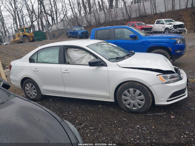 44667433 :رقم المزاد ، 3VW267AJXGM376863 vin ، 2016 Volkswagen Jetta 1.4t S مزاد بيع