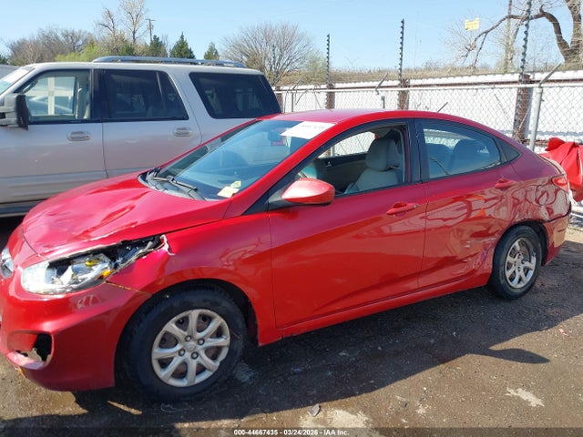 44667435 :رقم المزاد ، KMHCT4AE3DU306318 vin ، 2013 Hyundai Accent Gls مزاد بيع