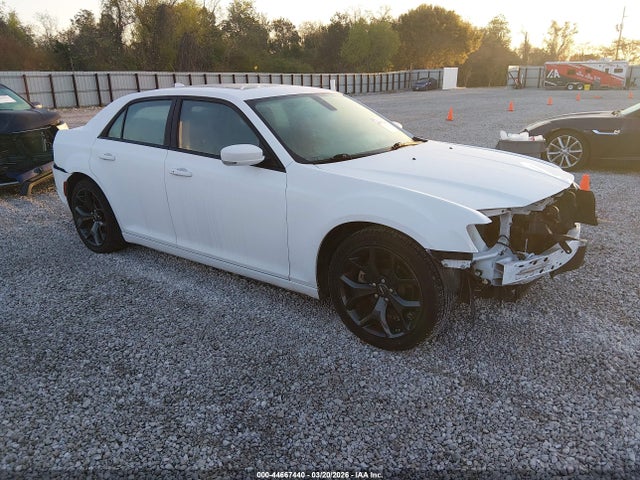 2022 CHRYSLER 300 2C3CCABG3NH184569