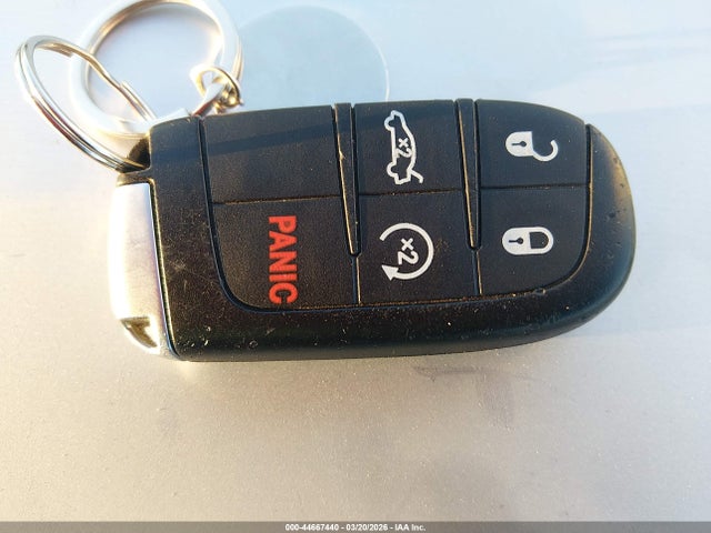 2022 CHRYSLER 300 2C3CCABG3NH184569 Photo 10