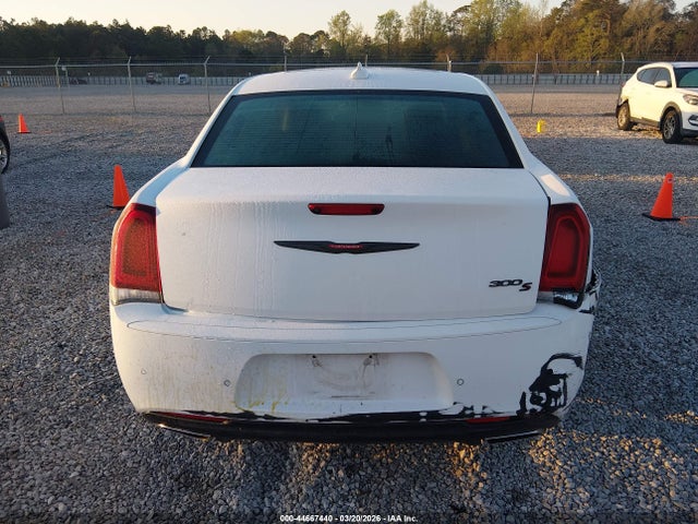Продажа на аукционе авто 2022 Chrysler 300 S, vin: 2C3CCABG3NH184569, номер лота: 44667440