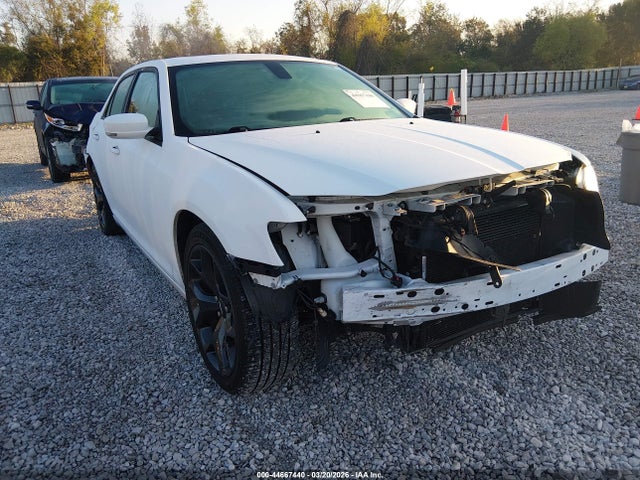 2022 CHRYSLER 300 2C3CCABG3NH184569 Photo 5