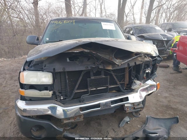 2004 Gmc Sierra 1500 Sle მანქანა იყიდება აუქციონზე, vin: 2GTEC19T141424409, აუქციონის ნომერი: 44667504
