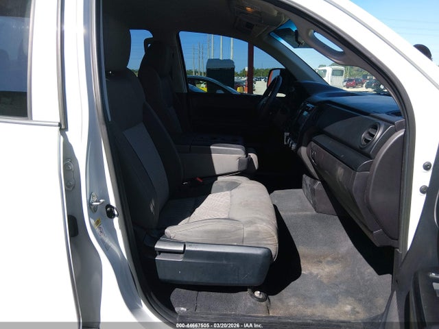 2016 TOYOTA TUNDRA 5TFUM5F13GX064571 Photo 4