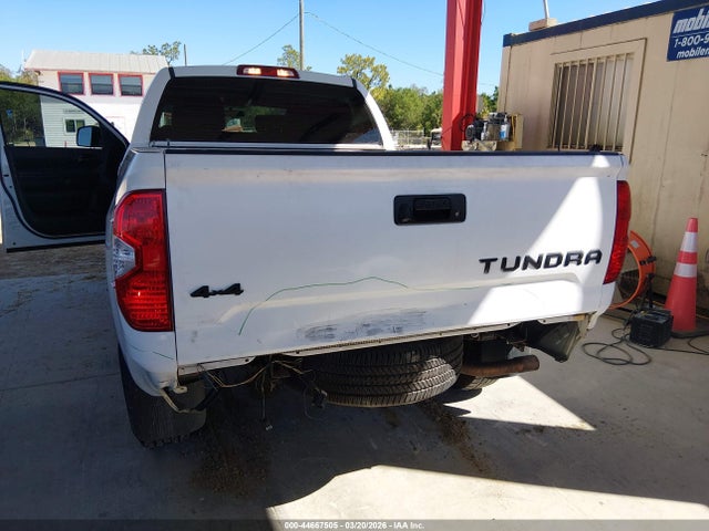 2016 TOYOTA TUNDRA 5TFUM5F13GX064571 Photo 5