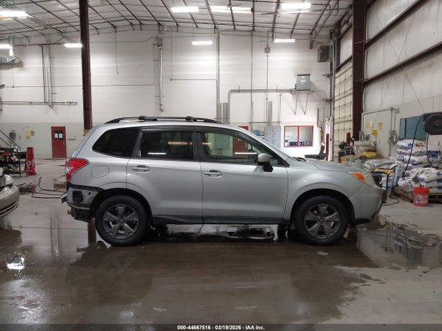 Продаж на аукціоні авто 2016 Subaru Forester 2.5i Premium, vin: JF2SJADCXGH561142, номер лоту: 44667516