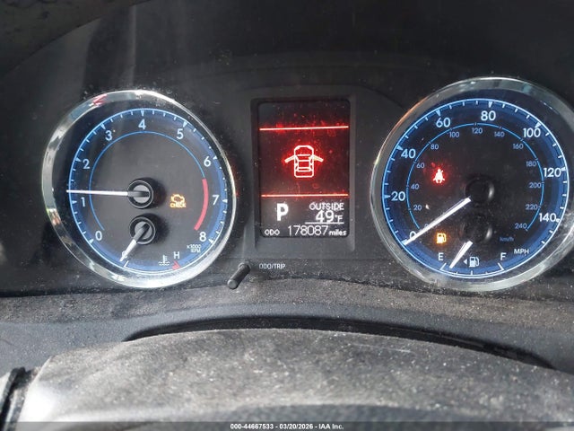 Продаж на аукціоні авто 2018 Toyota Corolla L, vin: 2T1BURHE4JC056922, номер лоту: 44667533