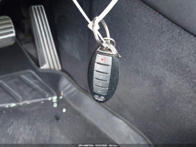 44667534 :رقم المزاد ، JN1FV7EK7HM610841 vin ، 2017 Infiniti Q60 3.0t Red Sport 400 مزاد بيع