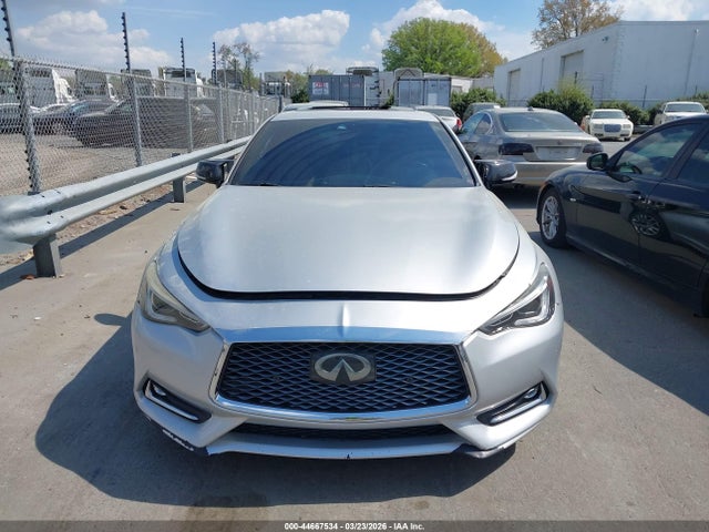 44667534 :رقم المزاد ، JN1FV7EK7HM610841 vin ، 2017 Infiniti Q60 3.0t Red Sport 400 مزاد بيع